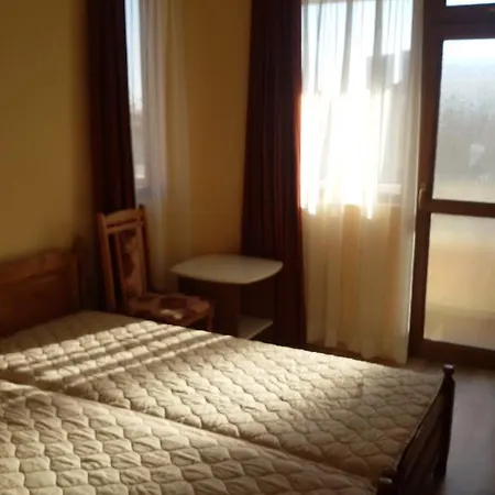 בית הארחה Sveti Georgi 2*