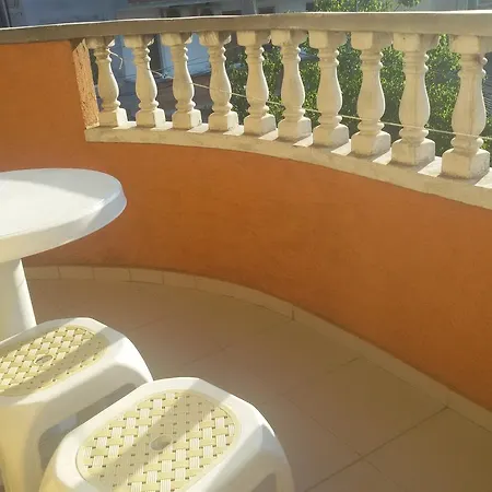 Sveti Georgi בית הארחה 2*