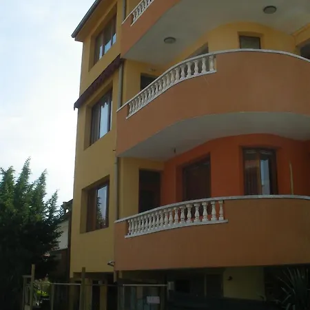 בית הארחה Sveti Georgi 2*