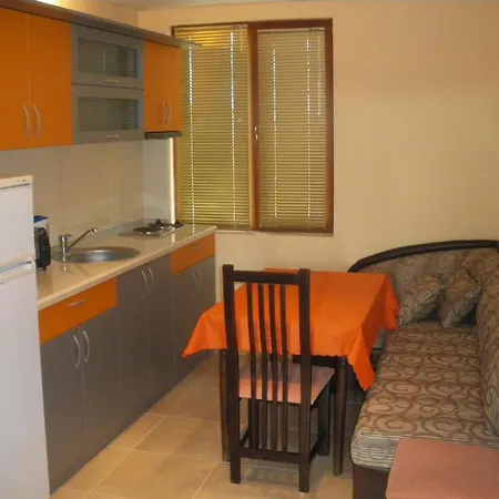Sveti Georgi בית הארחה 2*